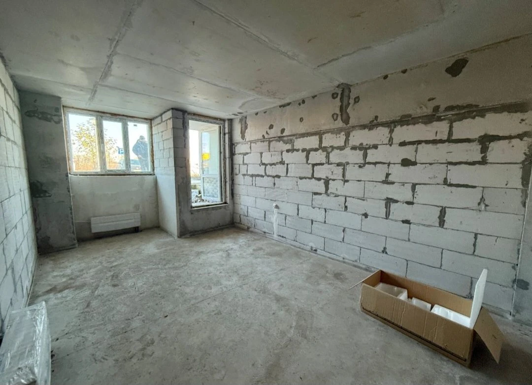 REAL PRICE! Selling 1-room apartment near Buchansky Park