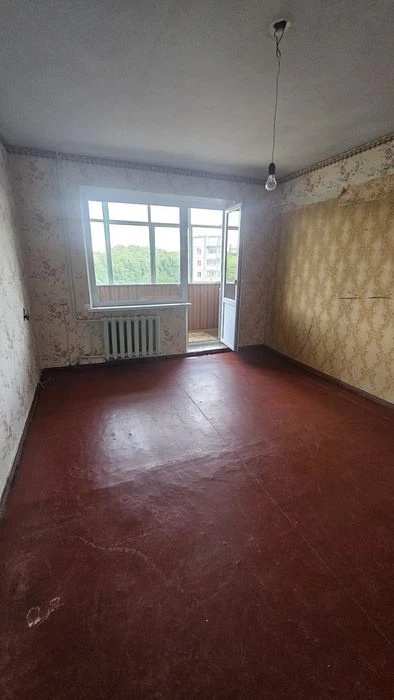 Продаж 2 к. квартири біля парку