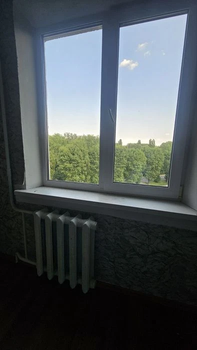 Продаж 2 к. квартири біля парку