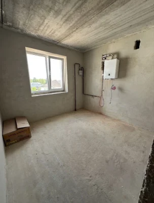 Gas! Suitable for renovation! Minimal finishing! One-room apartment