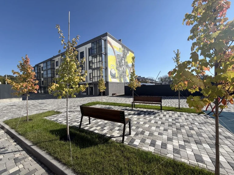 For Sale: 1-bedroom apartment ready for renovation! NO COMMISSION!