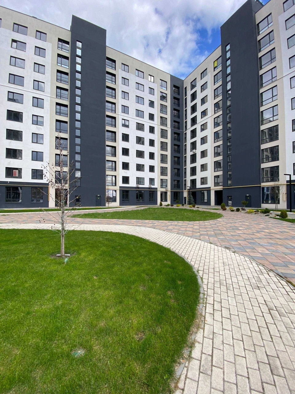 Продажа 1-комнатной квартиры в Буче. 40 м2, газ, 4 этаж! Рядом школа!