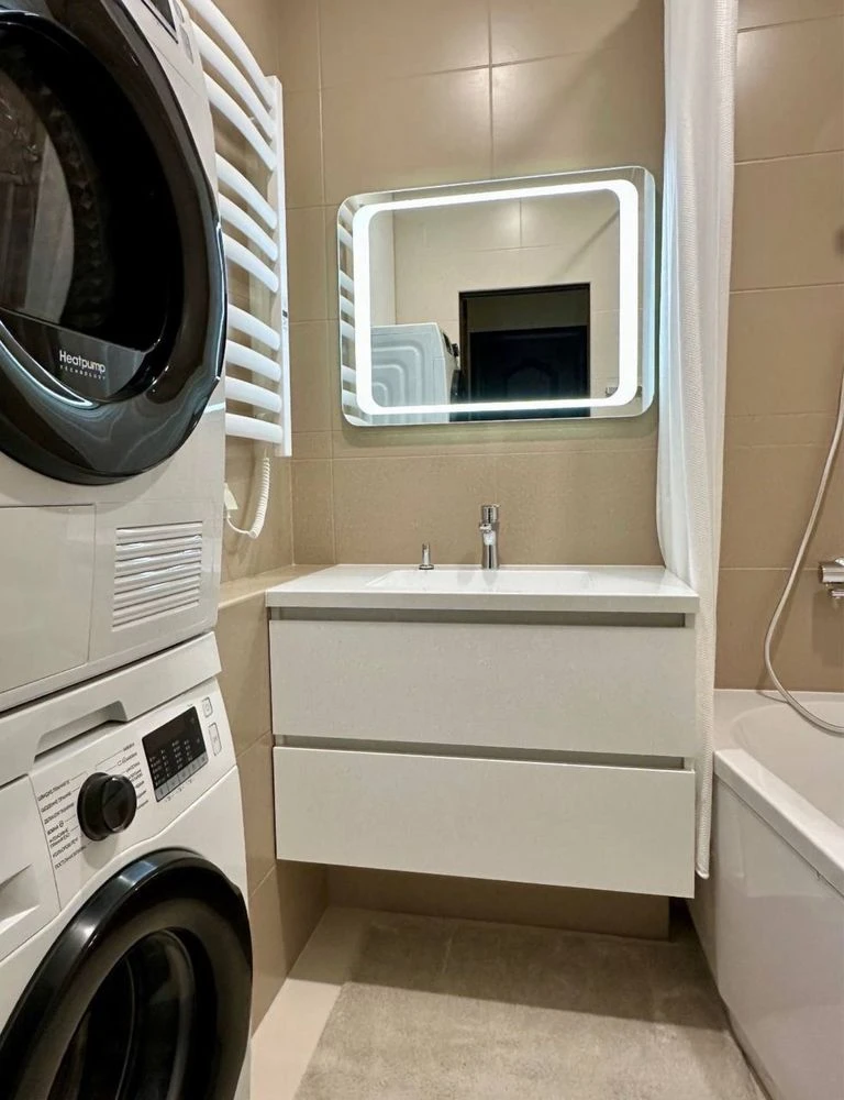 For sale, spacious 2-room apartment renovated with gas heating