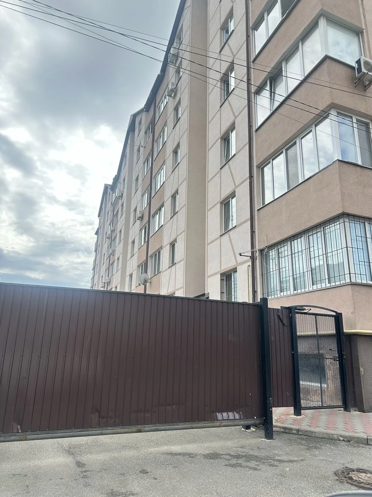 Продается двухкомнатная квартира
