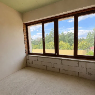 For Sale: 3-bedroom Duplex Apartment in Bucha