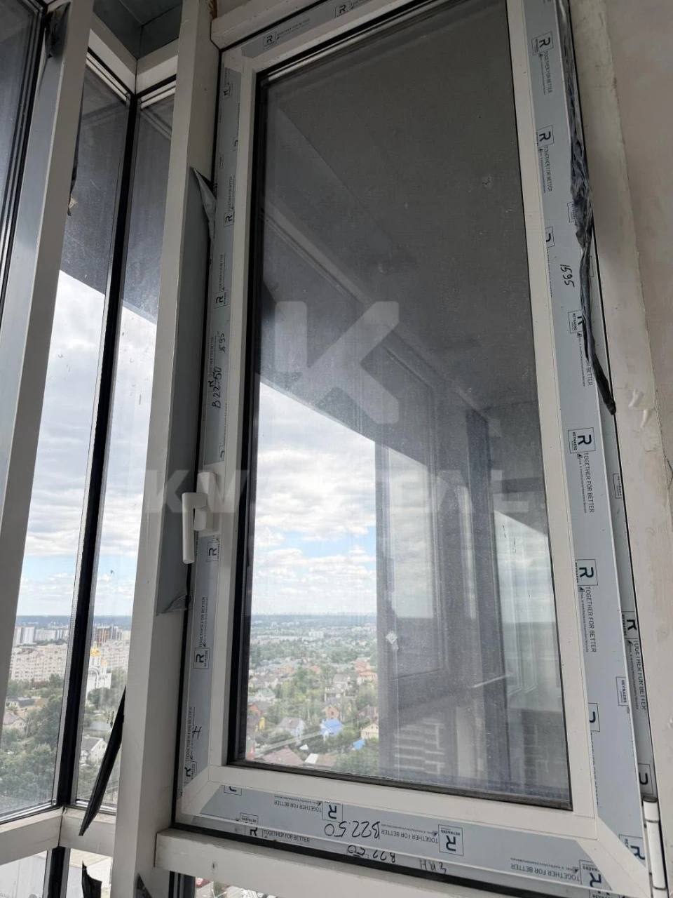 Sale of a 118 m² two-level apartment with a 67 m² terrace | Grand Burge