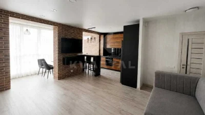 Sale of a 2-room apartment with stylish renovation and combined kitchen-living room