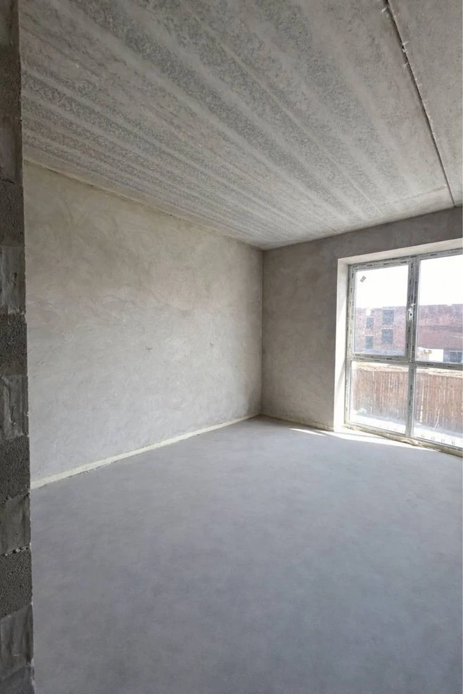 For Sale: 1-bedroom apartment near the park! Gas heating. Balcony