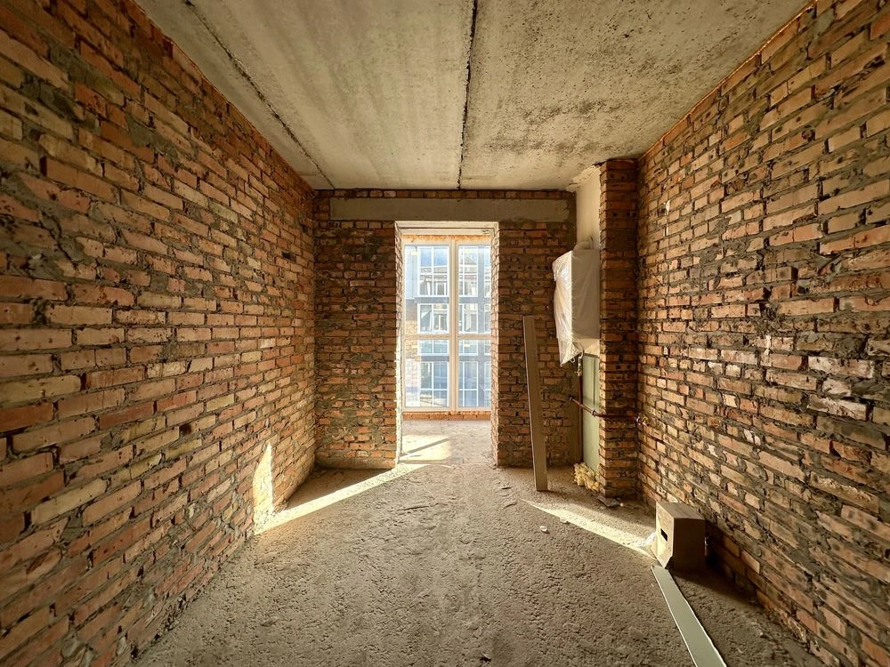 Urgent Sale! Bucha - 2 room apartment 57 sq.m. Gas. ЄОселя