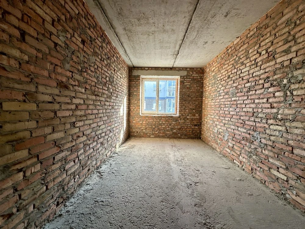 Urgent Sale! Bucha - 2 room apartment 57 sq.m. Gas. ЄОселя
