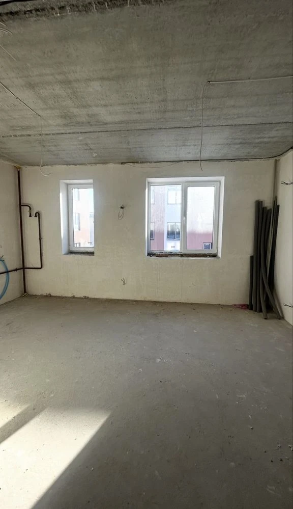 Certificate - YES! Studio with partial renovation. Installment payment