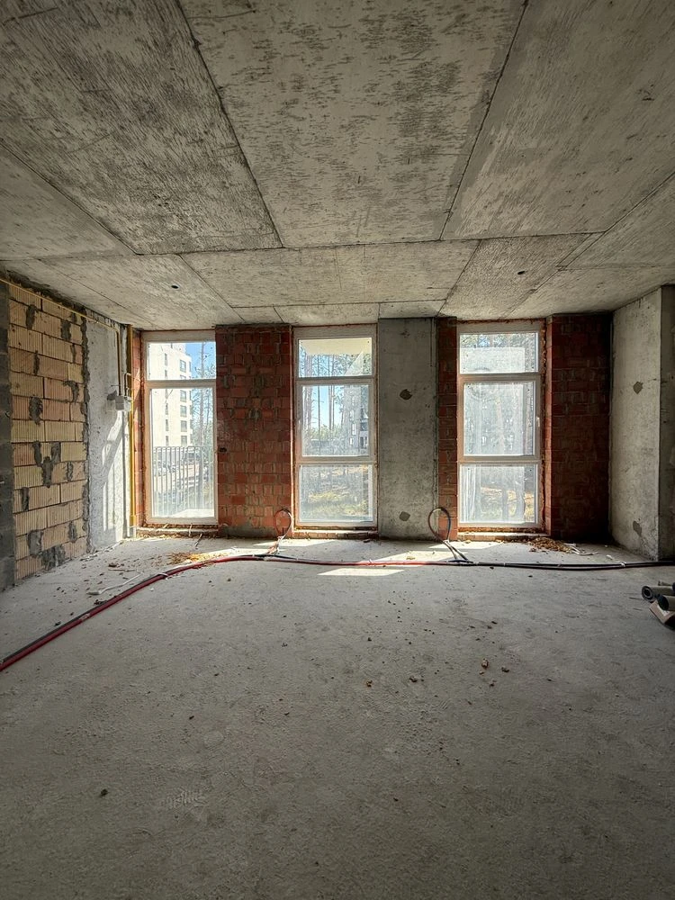 2-bedroom apartment for sale, under renovation, all state programs available, 2