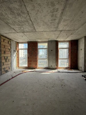 2-bedroom apartment for sale, under renovation, all state programs available, 2