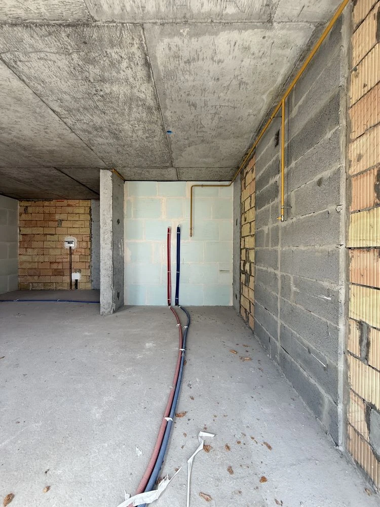 2-bedroom apartment for sale, under renovation, all state programs available, 2