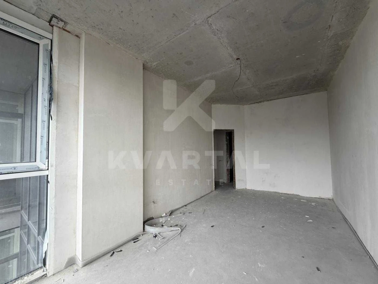 Sale of a two-level apartment (118 sq m) with maximum filling
