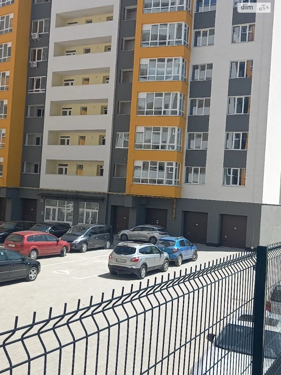 Продаж Окремий гараж Виставка