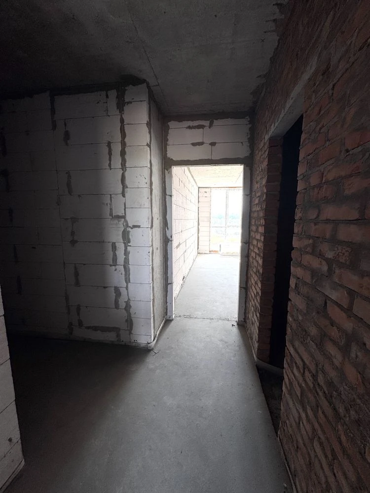 Great Offer! Apartment in a Completed Building! No Commission!