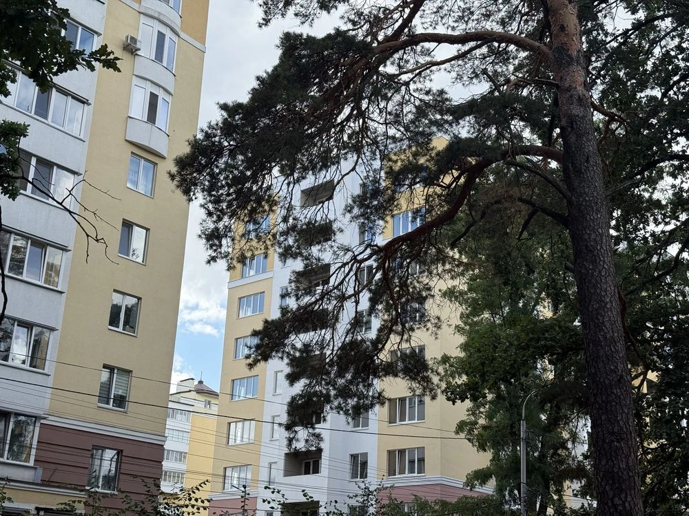Однокімнатна 46 кв метрів