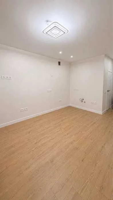 Apartment for sale with new renovation. Price TOP