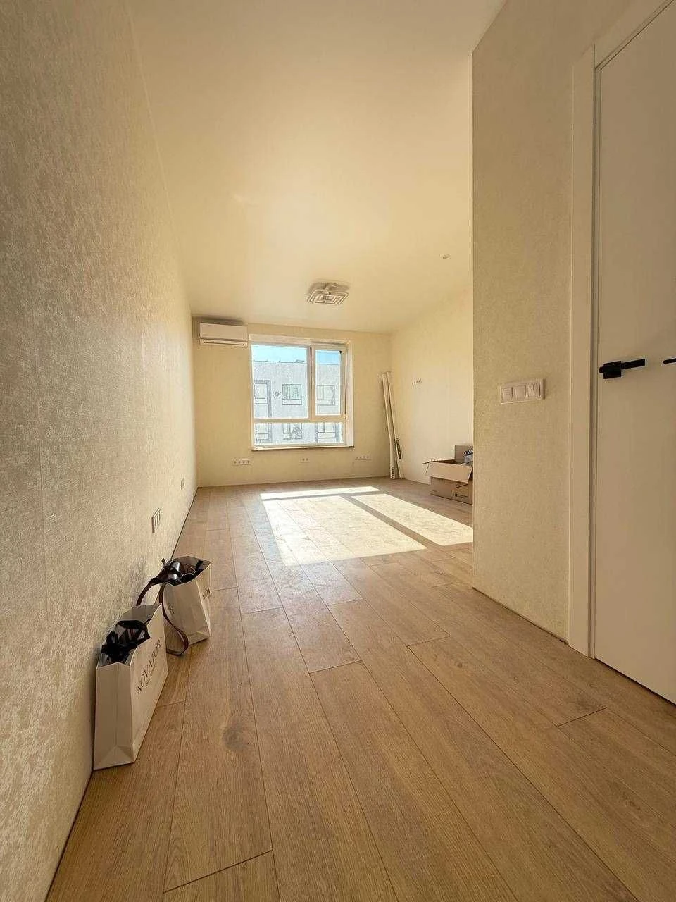 Apartment for sale with new renovation. Price TOP
