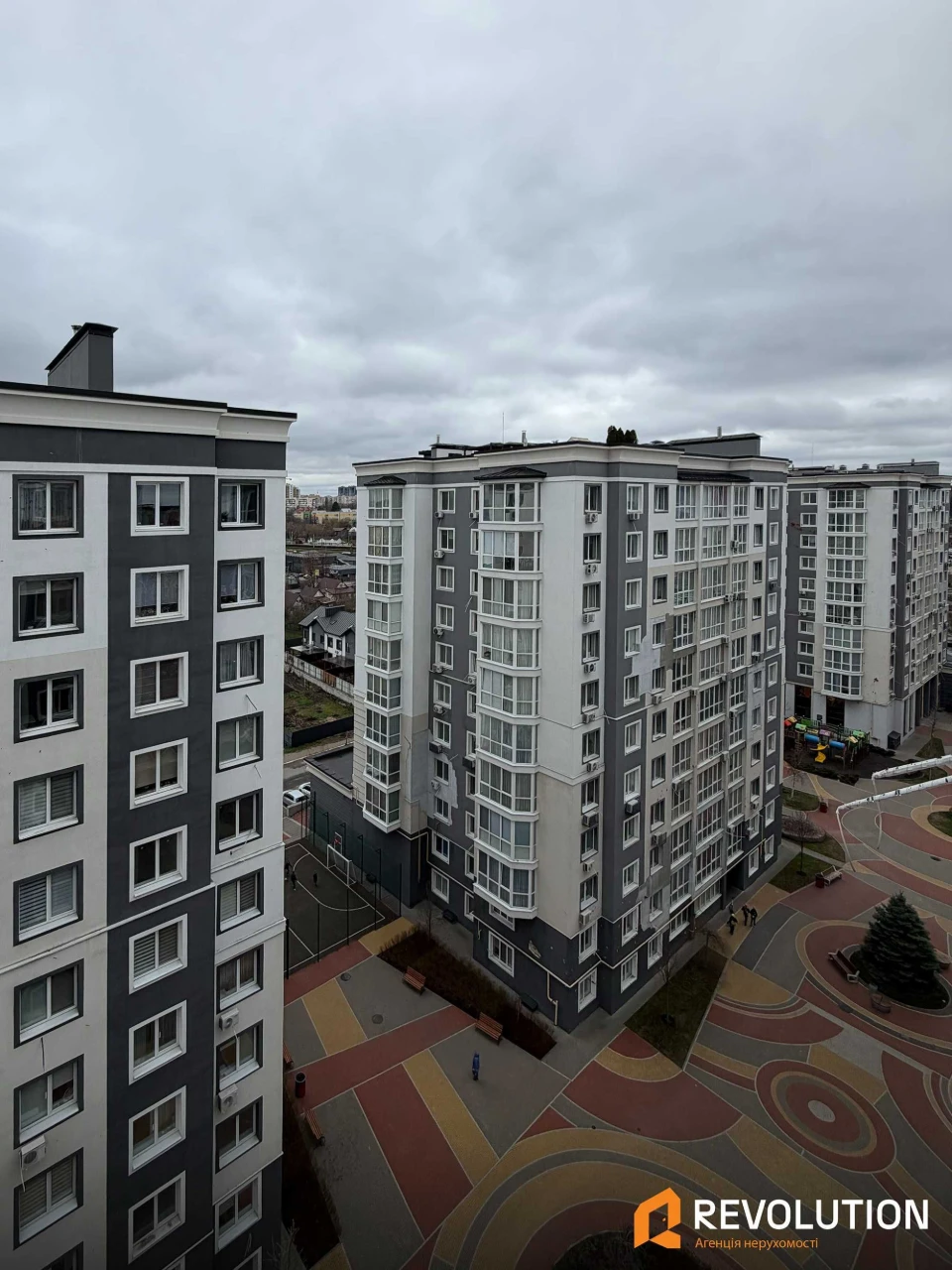 Без комісії. Продаж 3-кімнатної двоповерхової квартири 109,6 м2, ЖК Continent