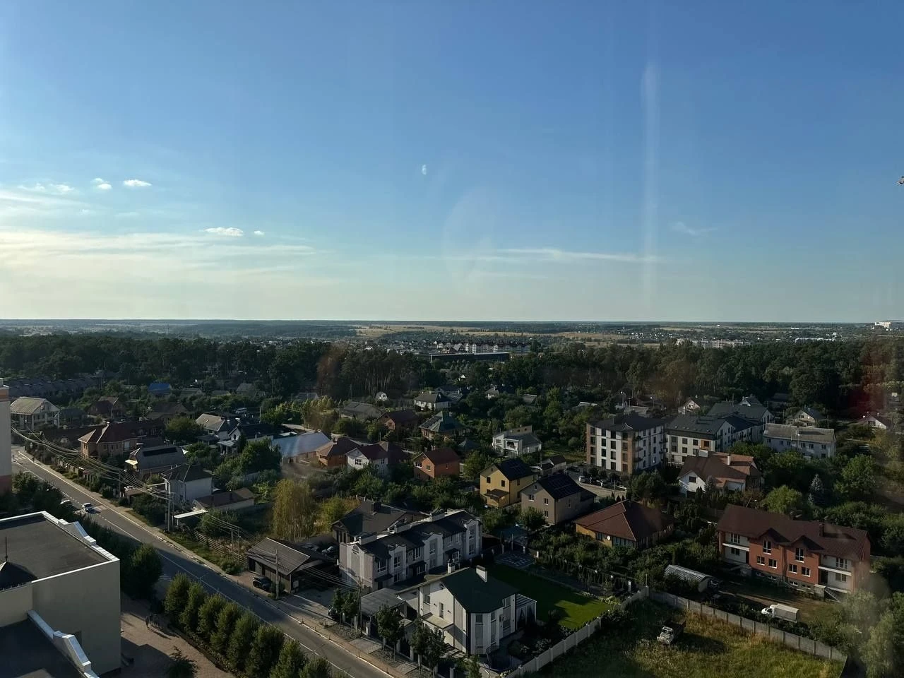 Ексклюзивна 3-кімнатна квартира в центрі Бучі (Нове Шосе). Заїзд