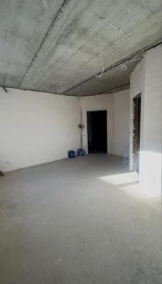 URGENT! Smart apartment with partial renovation! NO COMMISSION!