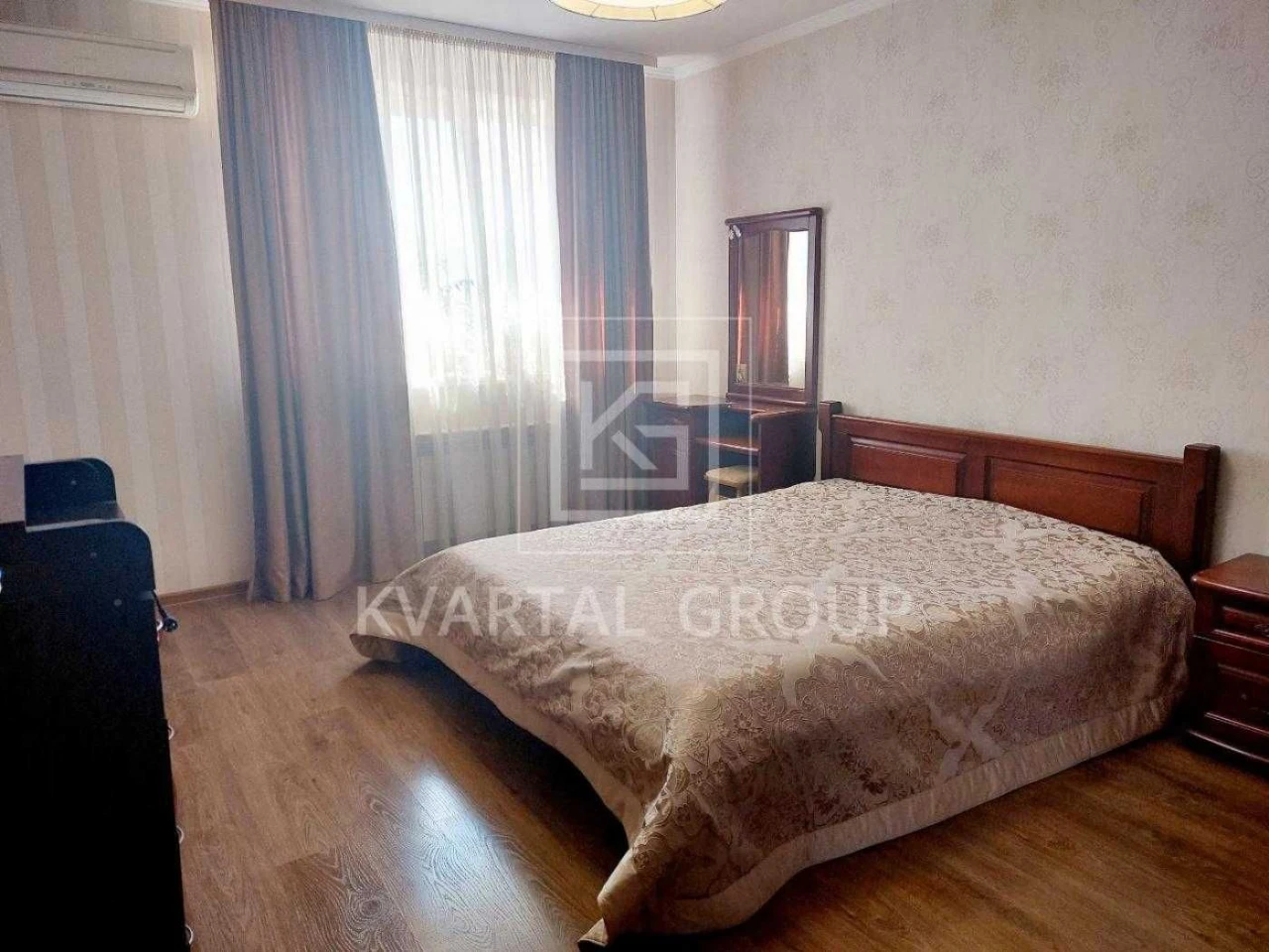 Apartment for Sale: 2-bedroom apartment with renovation in Buch. Certificate, Voucher, and More