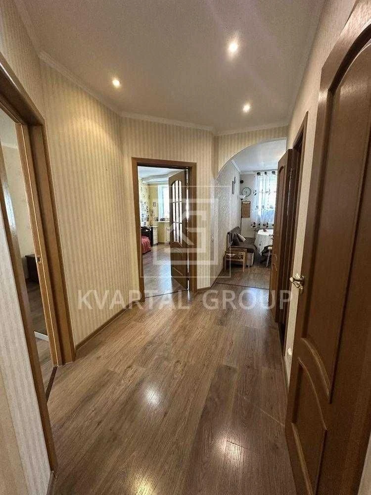 Apartment for Sale: 2-bedroom apartment with renovation in Buch. Certificate, Voucher, and More
