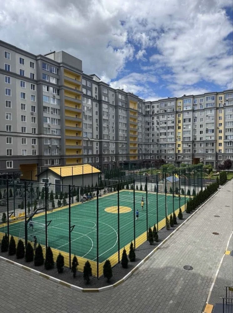 Продам світлу та простору квартиру з максимальним наповнення