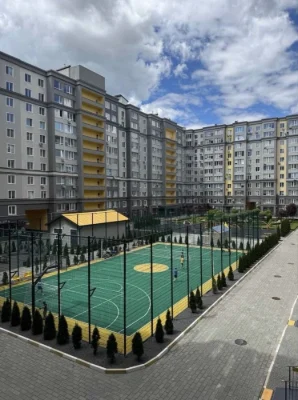 Продам світлу та простору квартиру з максимальним наповнення