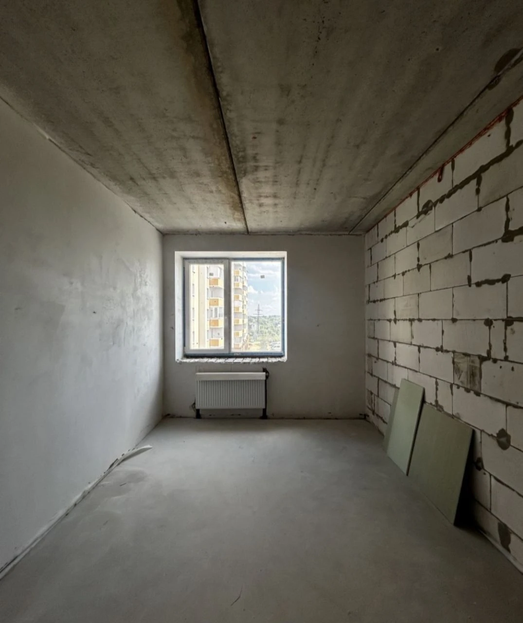 1-bedroom apartment with partial renovation! New modern district in Bucha! (ID 405)