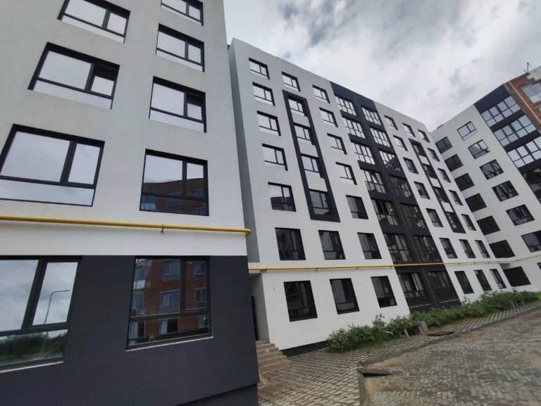 Great price! Selling 1-bedroom apartment. GASIFIED HOUSE. All State P