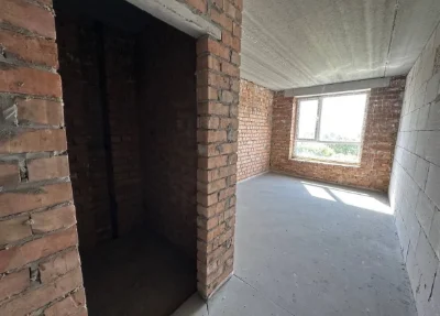 Great price! Selling 1-bedroom apartment. GASIFIED HOUSE. All State P