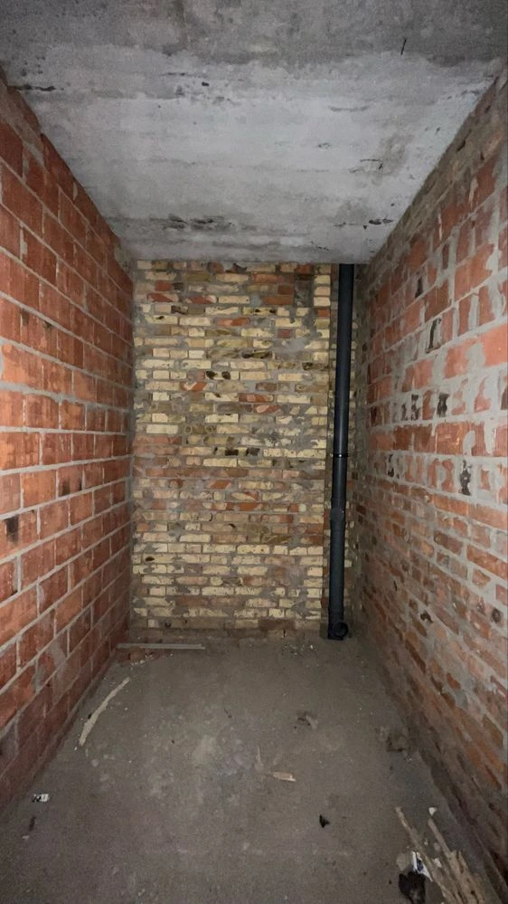 One-bedroom apartment in Bucha. Near school. Suitable for renovation.