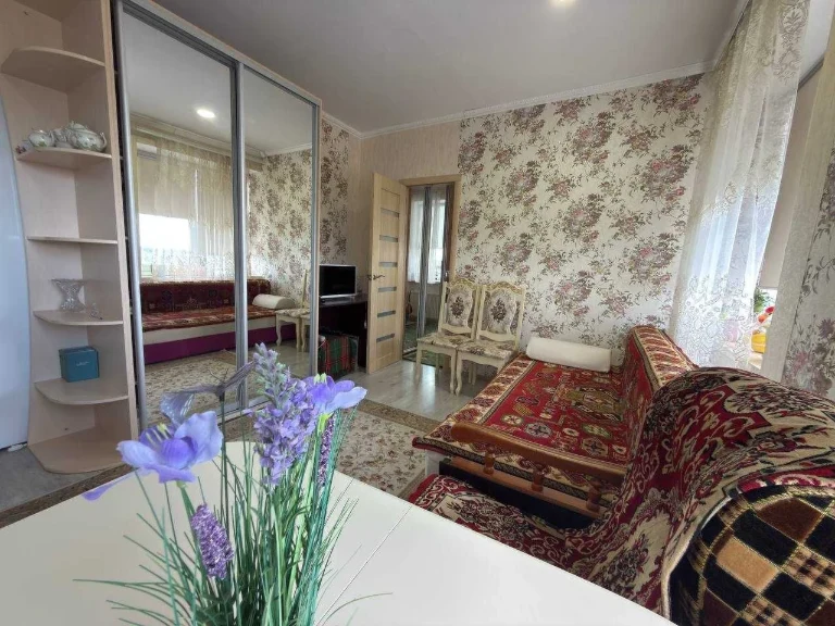 Продаж 1-кімнатної квартири 35,5 кв. м на вул. Бориса Гмирі, 20А