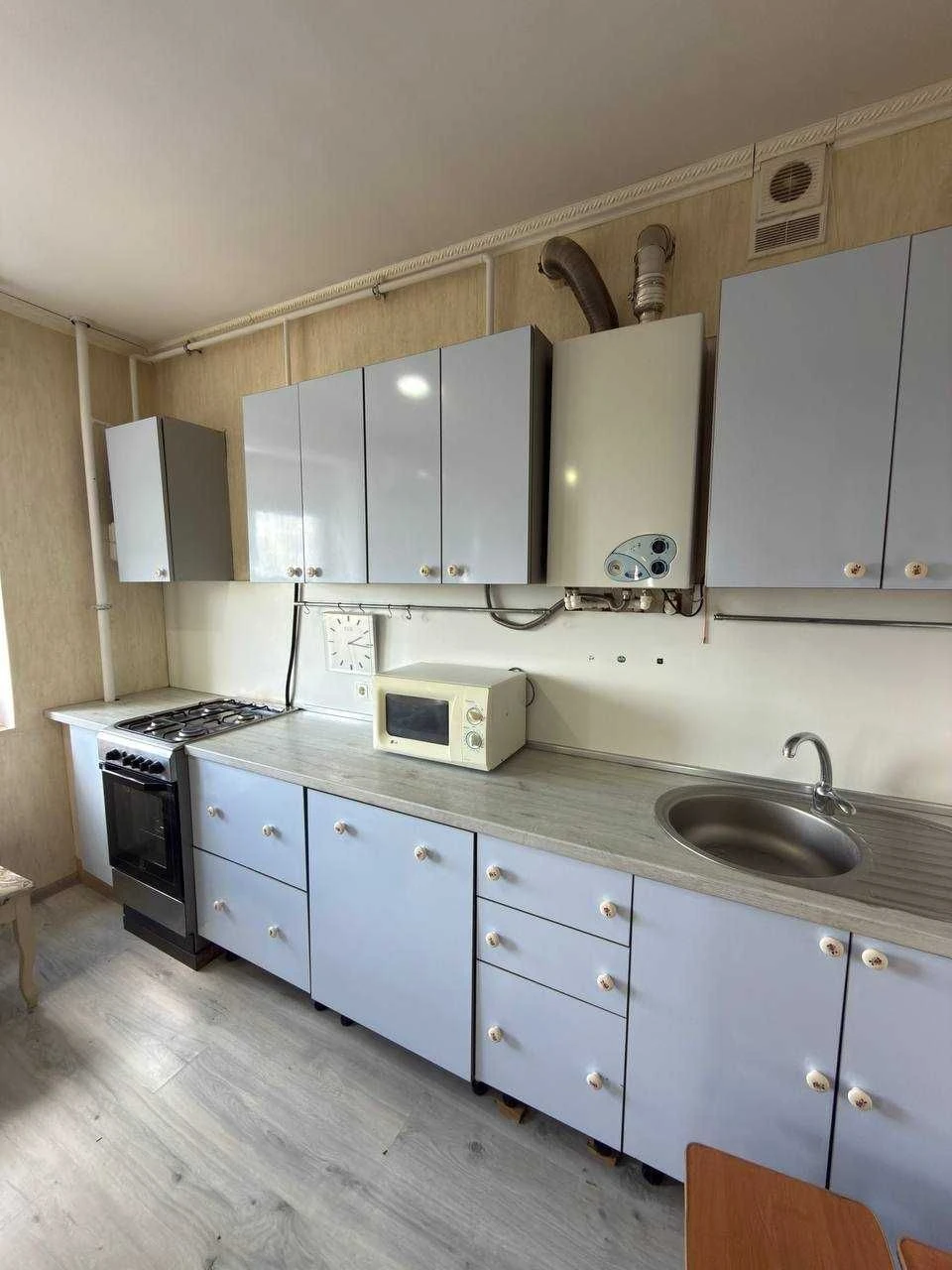Продаж 1-кімнатної квартири 35,5 кв. м на вул. Бориса Гмирі, 20А