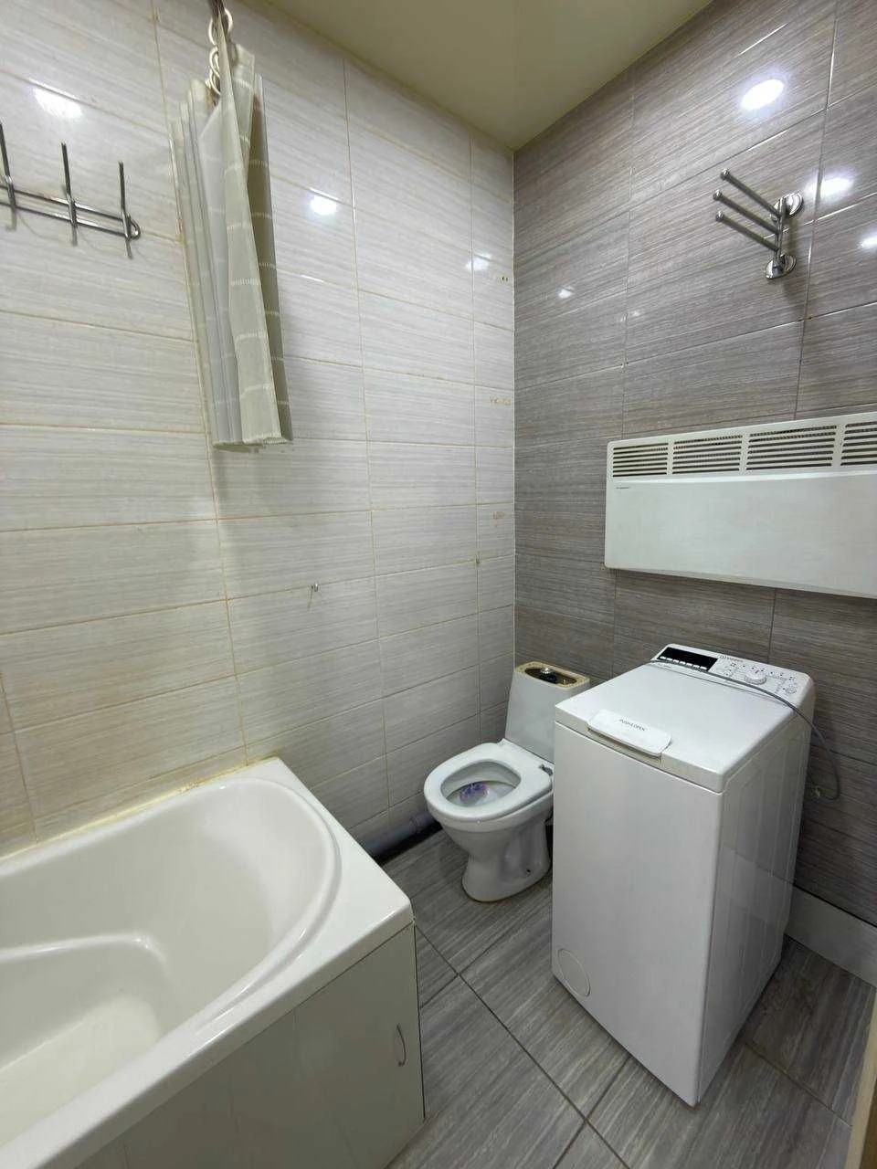 Продаж 1-кімнатної квартири 35,5 кв. м на вул. Бориса Гмирі, 20А