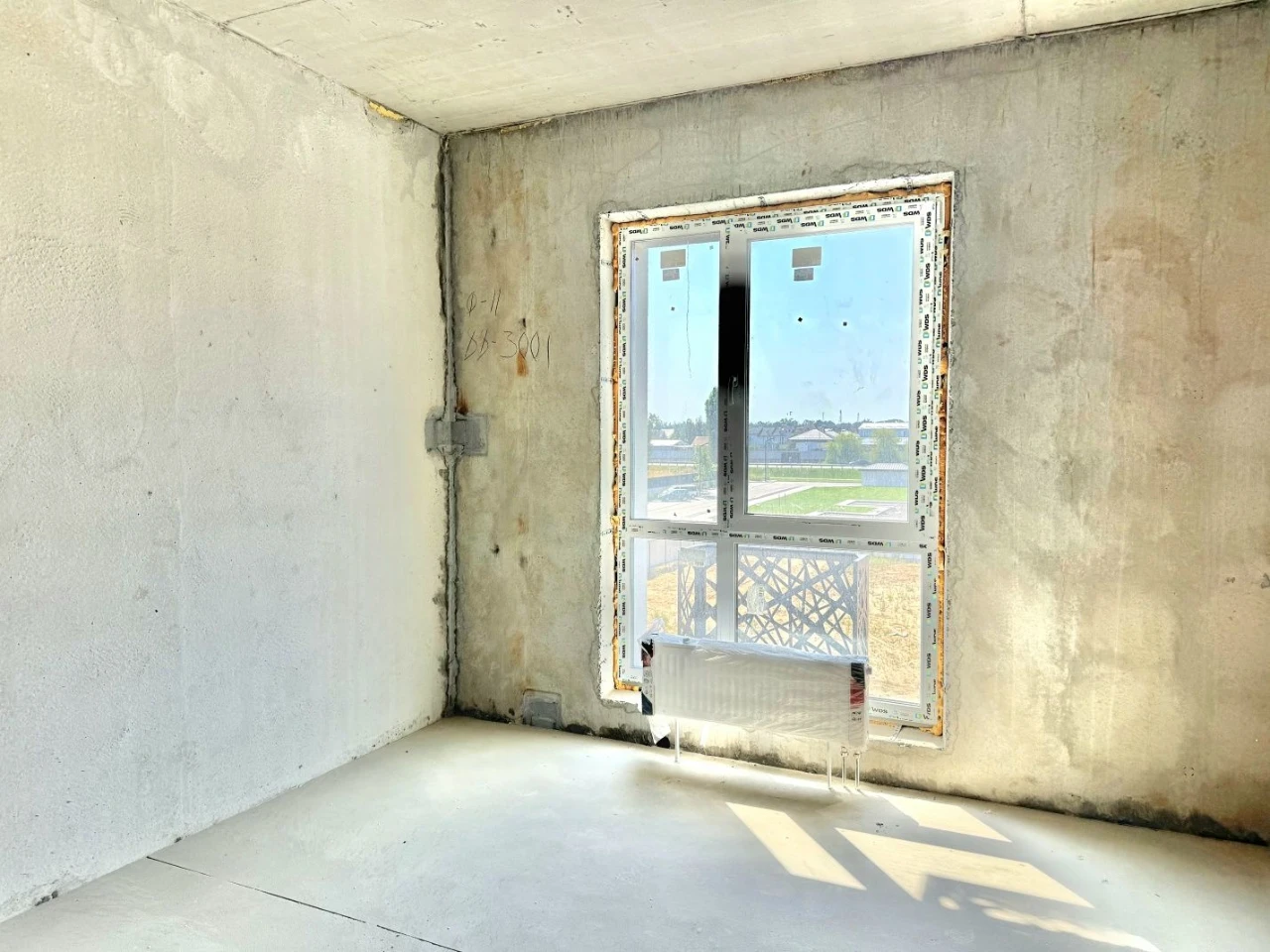 Apartment in a building with no commission, єОселя, decision