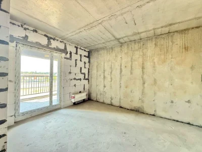 Apartment in a building with no commission, єОселя, decision