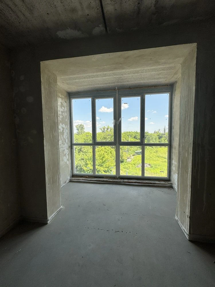 GREAT OFFER! Selling 1-bedroom apartment with a balcony.