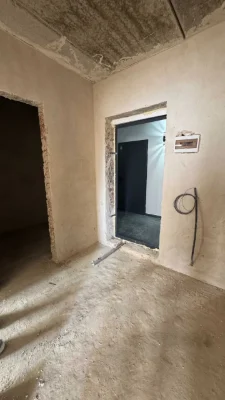 Apartment for Sale: 2-room apartment, 35 sq m. Minimum documentation. Gas heating.