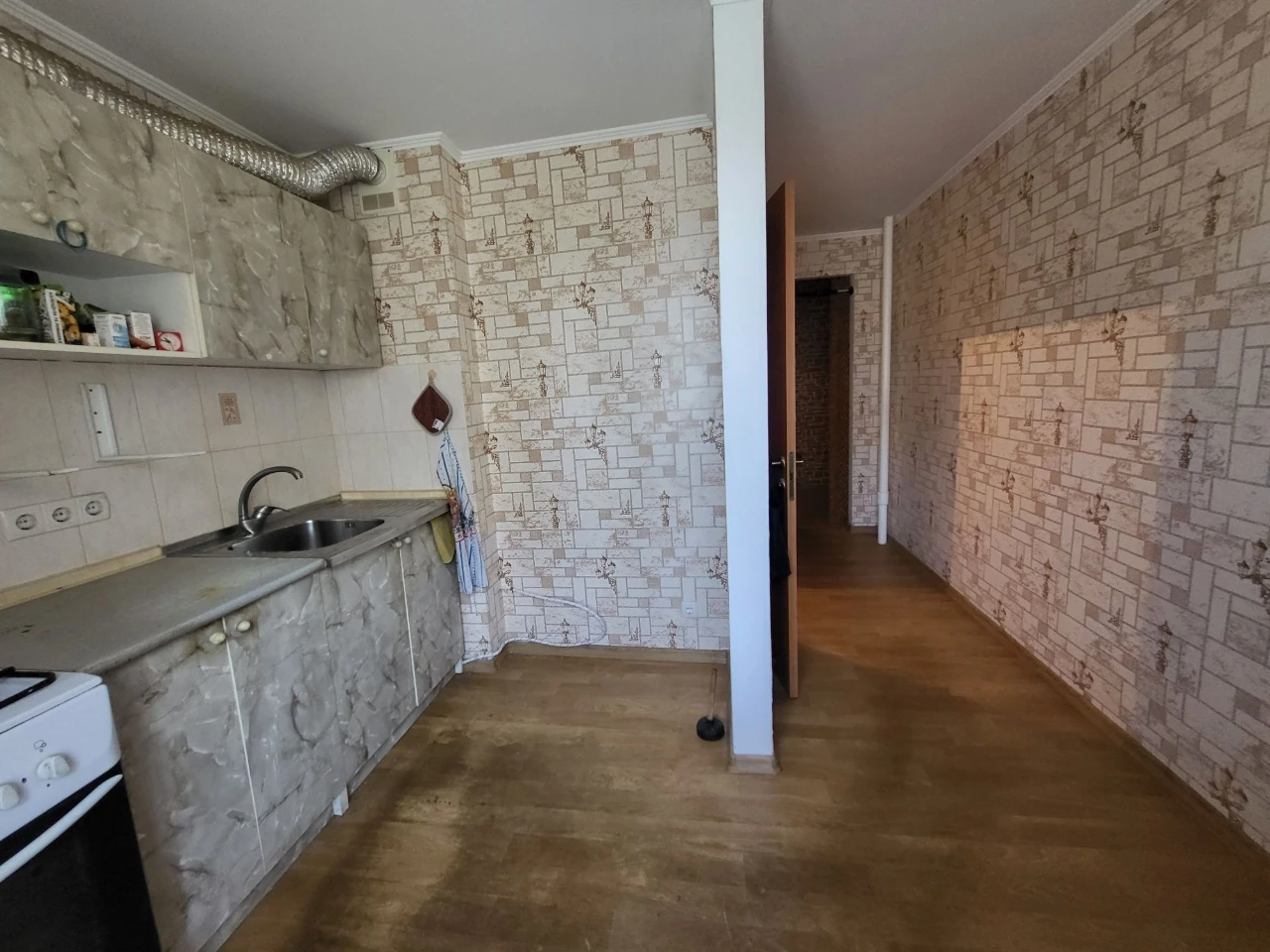 Продам однокімнатну квартиру,Буча вул.Водопровідна