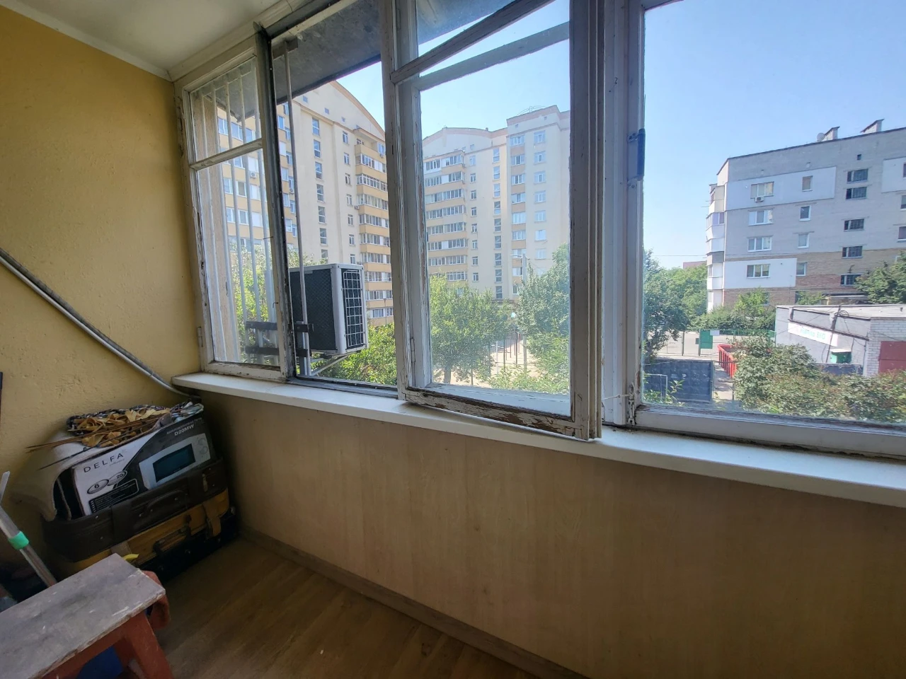 Продам однокімнатну квартиру,Буча вул.Водопровідна