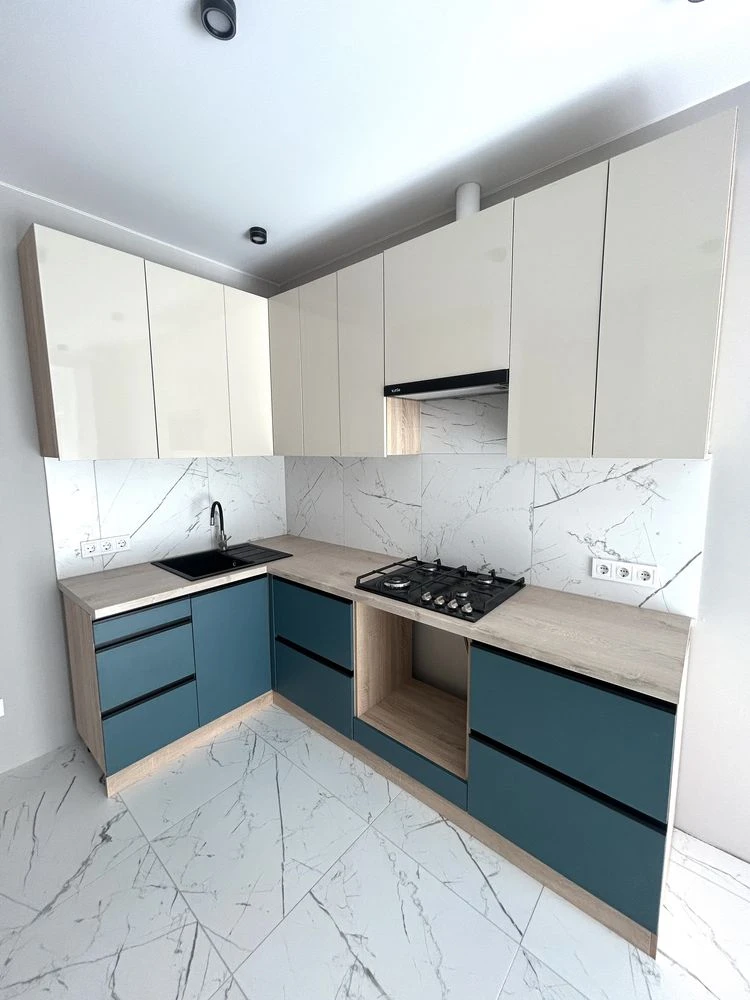 Great Price! Full 1-Bedroom Apartment with Renovation! Balcony, Cozy