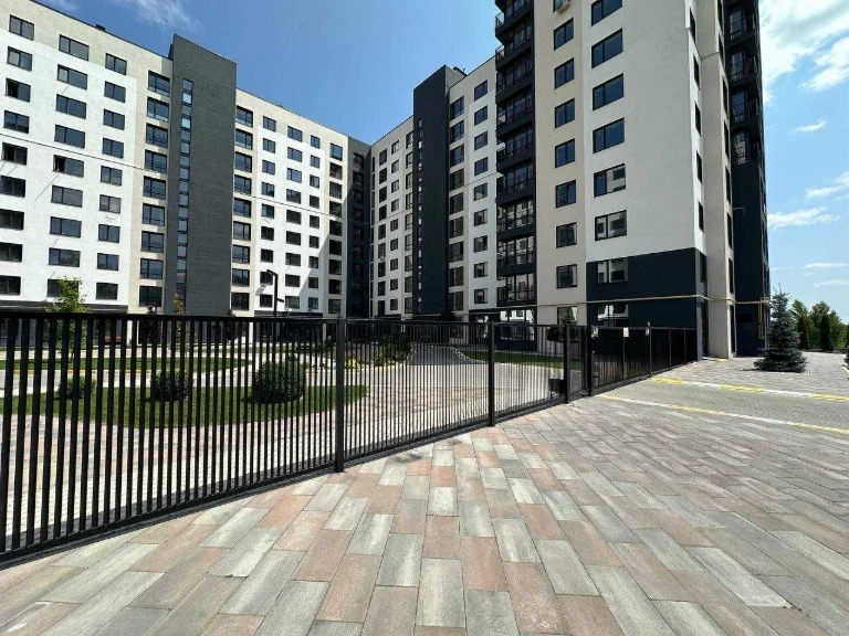 Sale of a large 2-bedroom apartment in Bucha