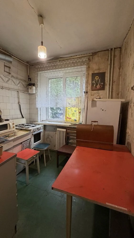 Sale of a 1-bedroom apartment in the center of Bucha, minimal paperwork!