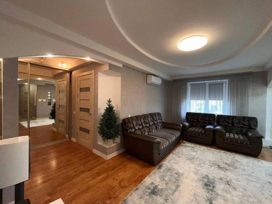 OWNER For sale 3 sq.m., Depovska St.