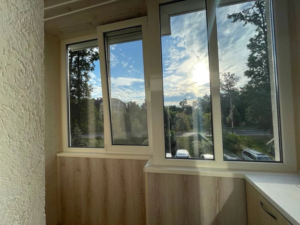 Продажа 1-комнатной квартиры с мебелью и техникой в Буче