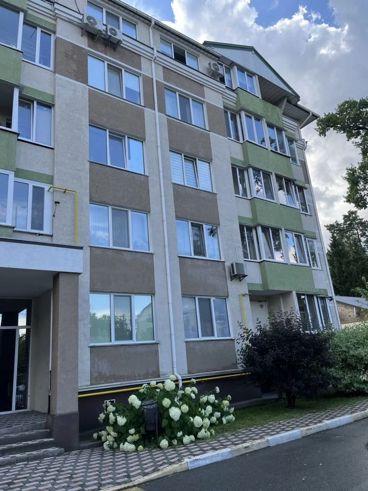 Продажа 1-комнатной квартиры с мебелью и техникой в Буче